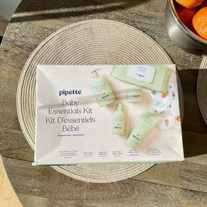 NWT NBU Pipette Baby Essentials Gift Box - Great Gift for New Moms! 🎁